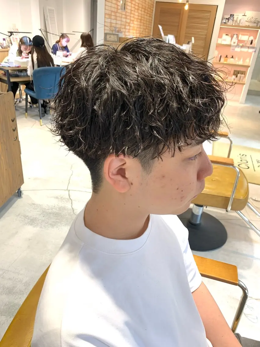 パーマ メンズ メンズパーマ 波巻きパーマ カット パーマ 森川 力のヘアスタイル