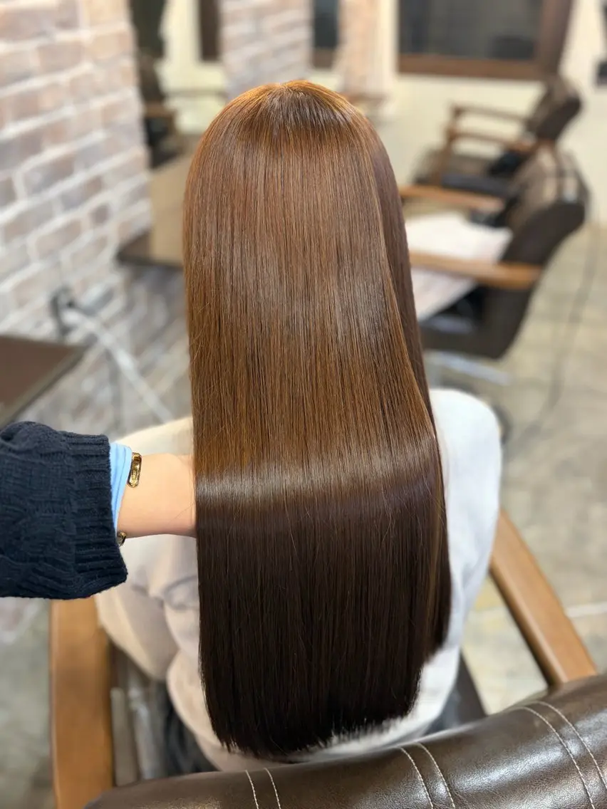 ロング カラー ベージュカラー ダブルカラー ヘーゼル カット ヘアカラー トリートメント 縮毛矯正/暖色系 /徳田真緒のヘアスタイル