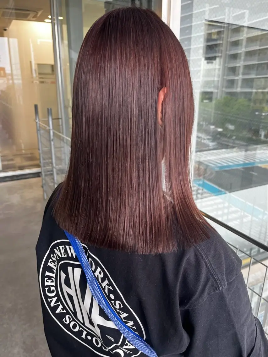 ミディアム カラー ブラウンカラー ピンクカラー ピンクブラウン ヘアカラー 透明感艶カラー SALTOすずのヘアスタイル