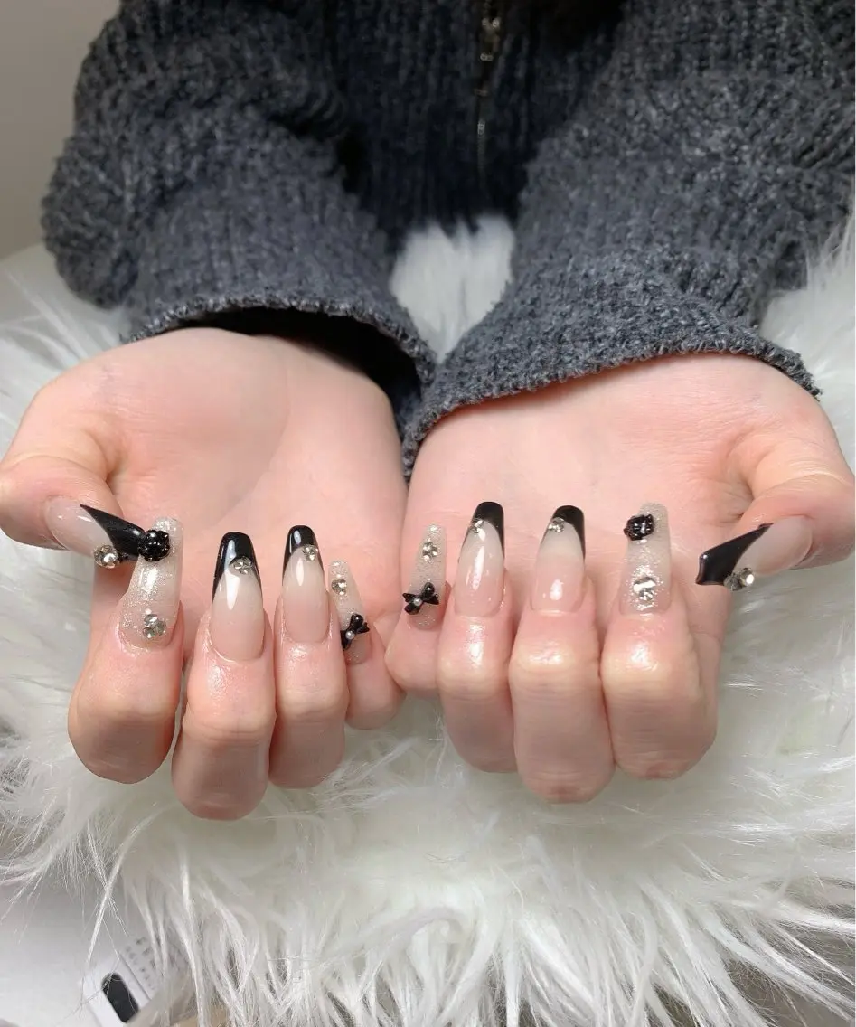 ネイル ハンドネイル T.Lee Nail Lilyのネイルデザイン