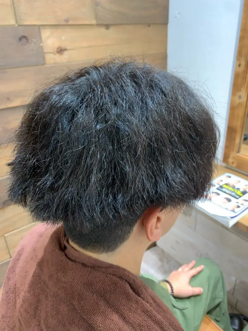 ショート メンズデザイナー Jojiのヘアスタイル