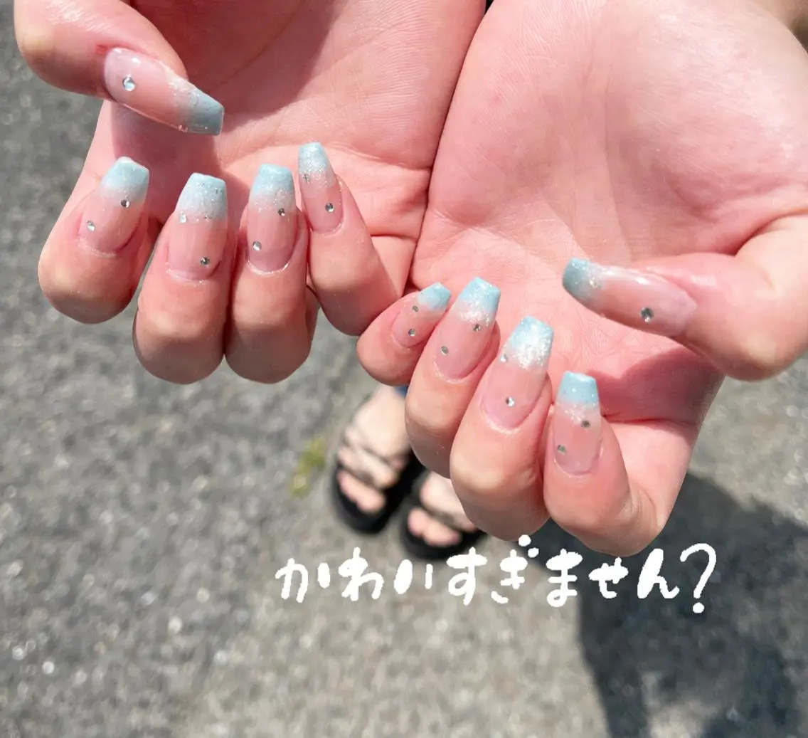 ネイル ブルー グラデーション キラキラネイル マグネットネイル #Amin nail salonのネイルデザイン