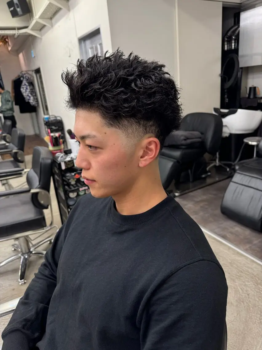 ショート メンズ フェードカット メンズショート スキンフェード スパイキーショート くせ毛 カット トリートメント 💈メンズ特化💈 TASUKUのヘアスタイル