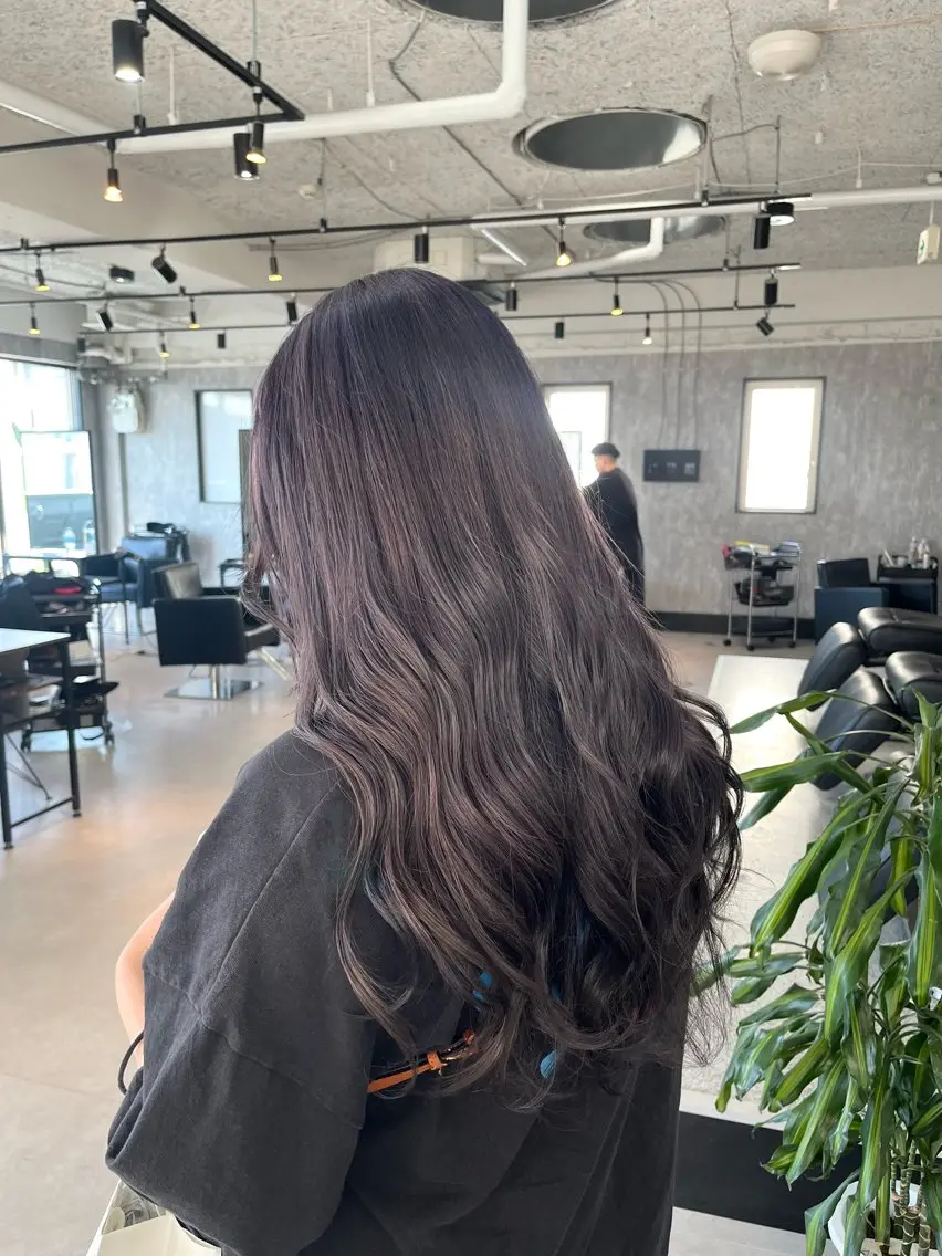 ミディアム TIDEHAIR JUNYAのヘアスタイル