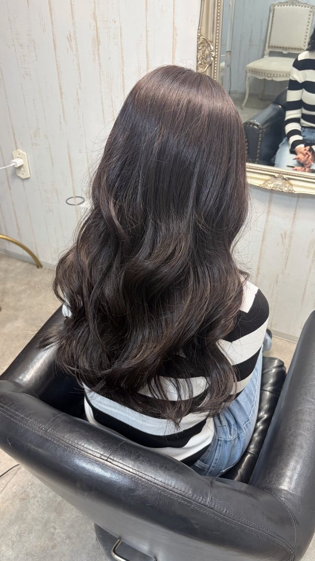 ロング ヘアカラー tranq nacoのヘアスタイル