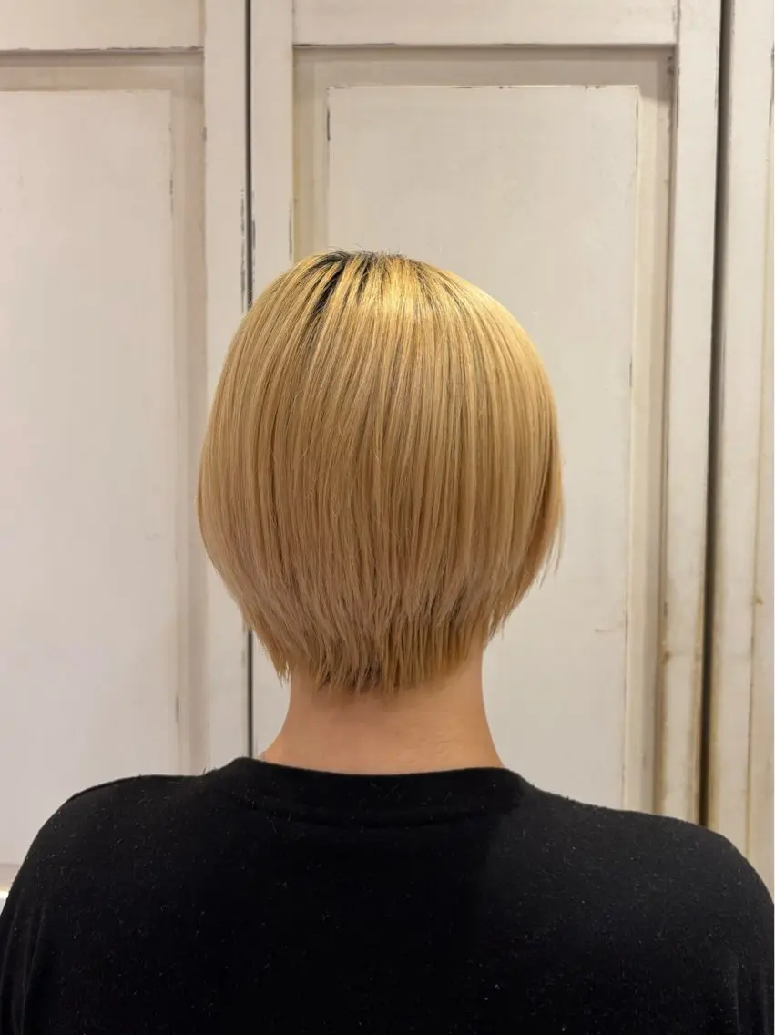 ショート カット ⠀ Rikoのヘアスタイル