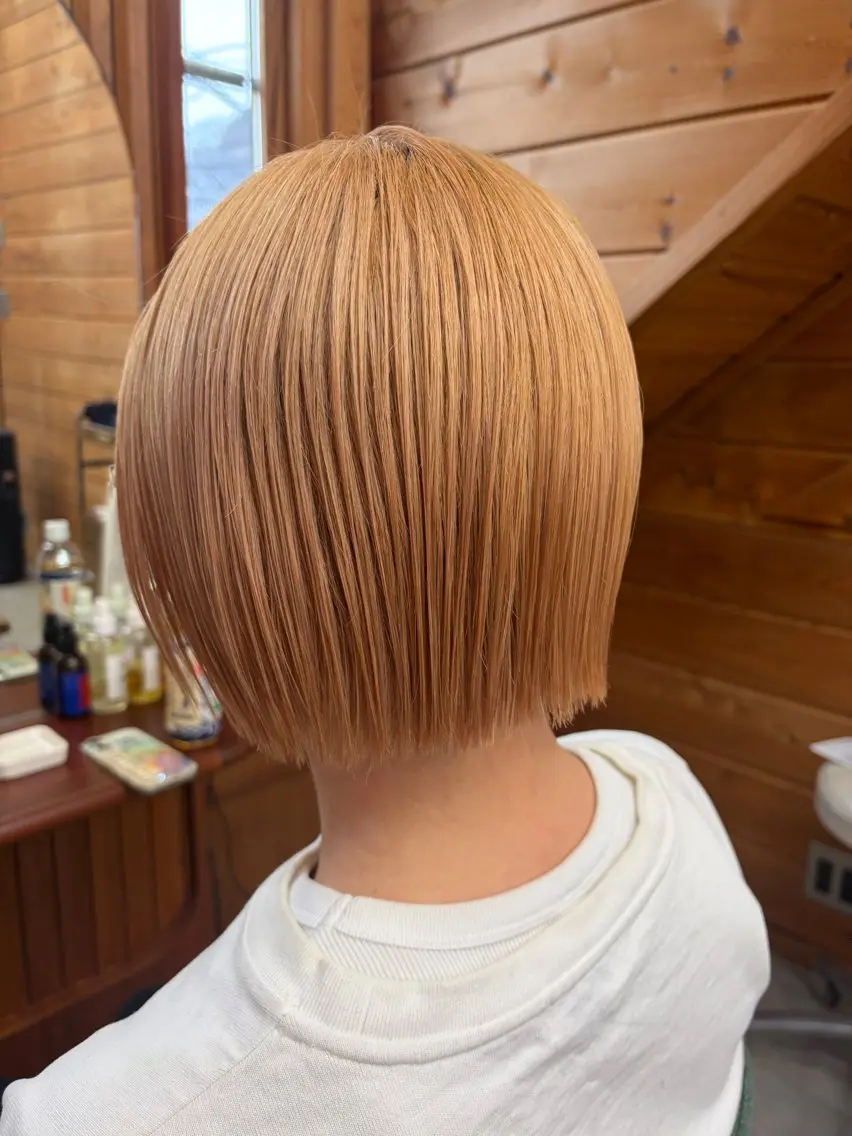 ショート ボブ 杉本 涼音のヘアスタイル