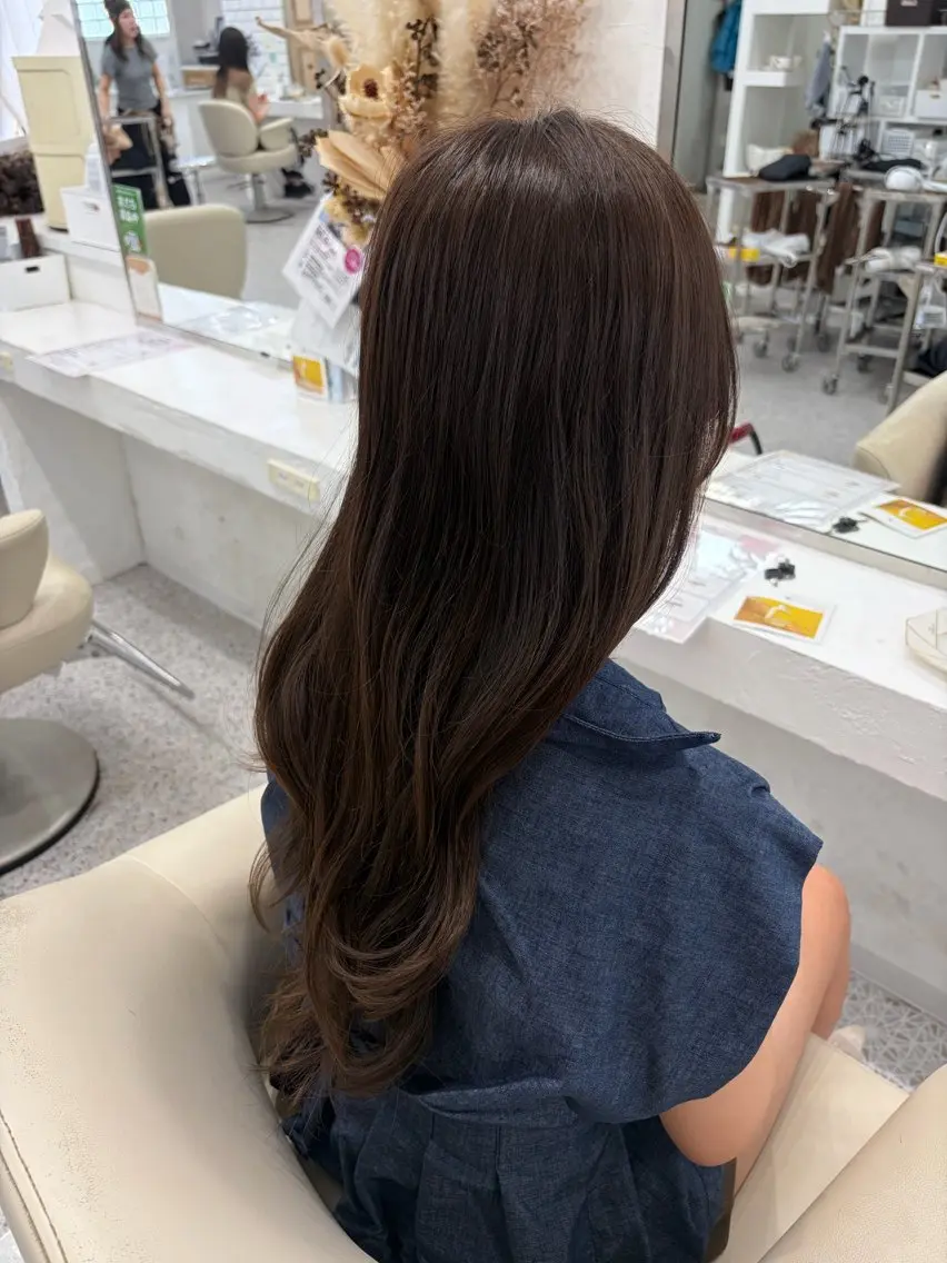 ロング ヘアカラー LOMARLIE / yunaのヘアスタイル