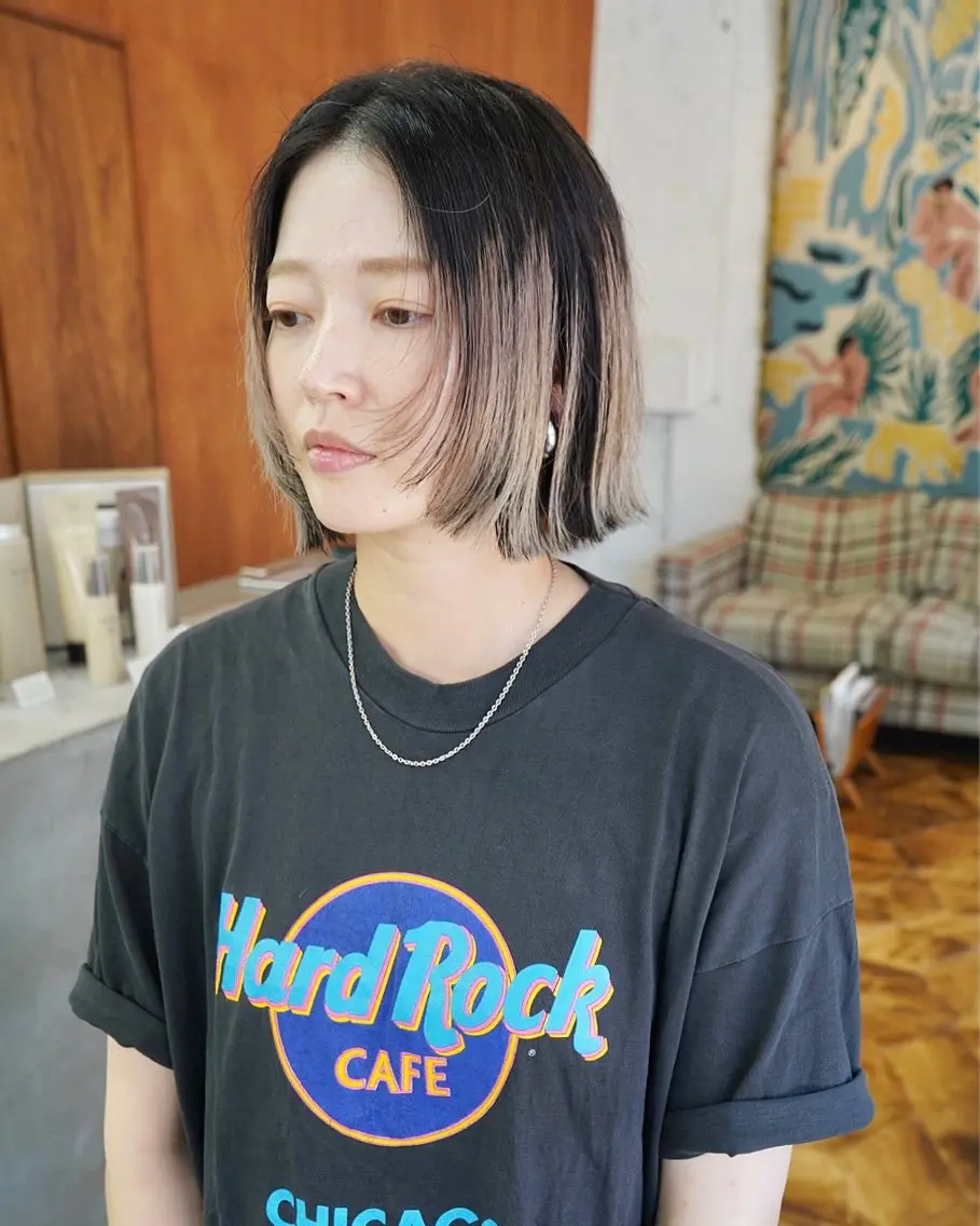 【毛先ハイライトカラー】の写真