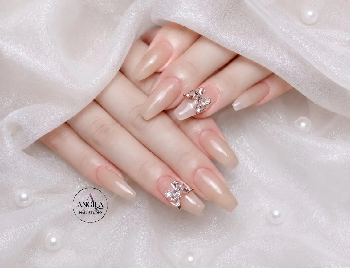 ネイル シンプルネイル ハンドネイル ANGILA NAIL上大岡のネイルデザイン