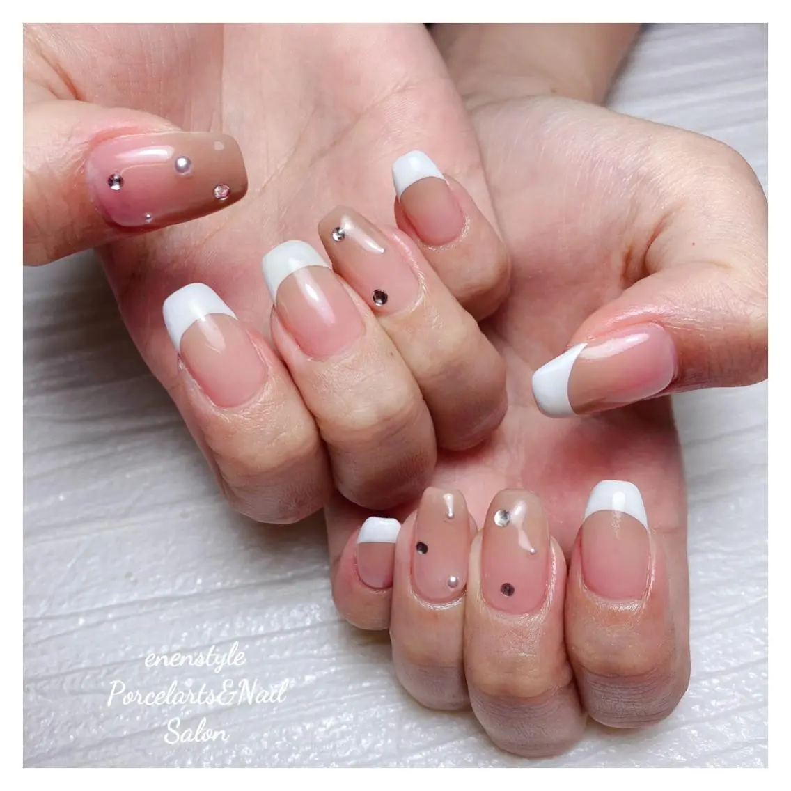 ミディアム ネイル 🐾enen style 🐾のネイルデザイン