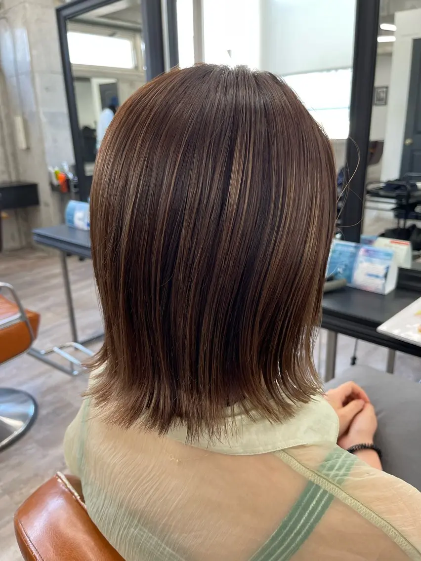 ショート カラー 切りっぱなしボブ ベージュカラー ブラウンカラー ハイライトカラー ミルクティーブラウン カット ヘアカラー トリートメント 川口髪質改善ウルトワ 🌈毛島健樹🌈のヘアスタイル
