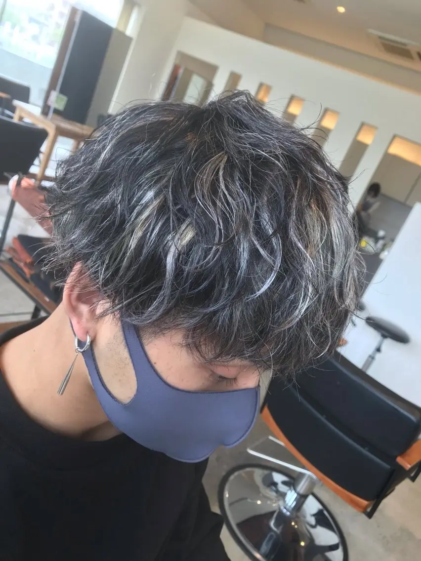 カラー パーマ メンズ メンズメッシュ メンズパーマ 波巻きパーマ メッシュ addict⭐️ 江川　颯也💎のヘアスタイル