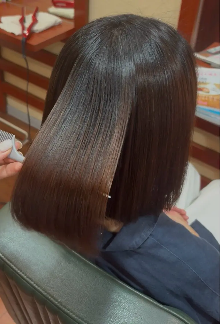 縮毛矯正 Konomura Neneのヘアスタイル