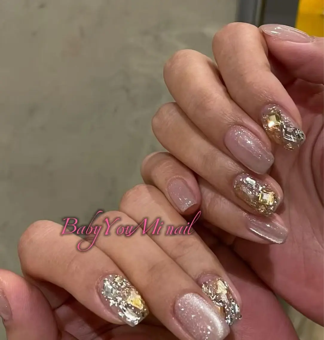 ネイル オーロラネイル フラワーネイル フットネイル フレンチネイル ジェルネイル ハンドネイル ハンドケア BabyYouMi nailのネイルデザイン