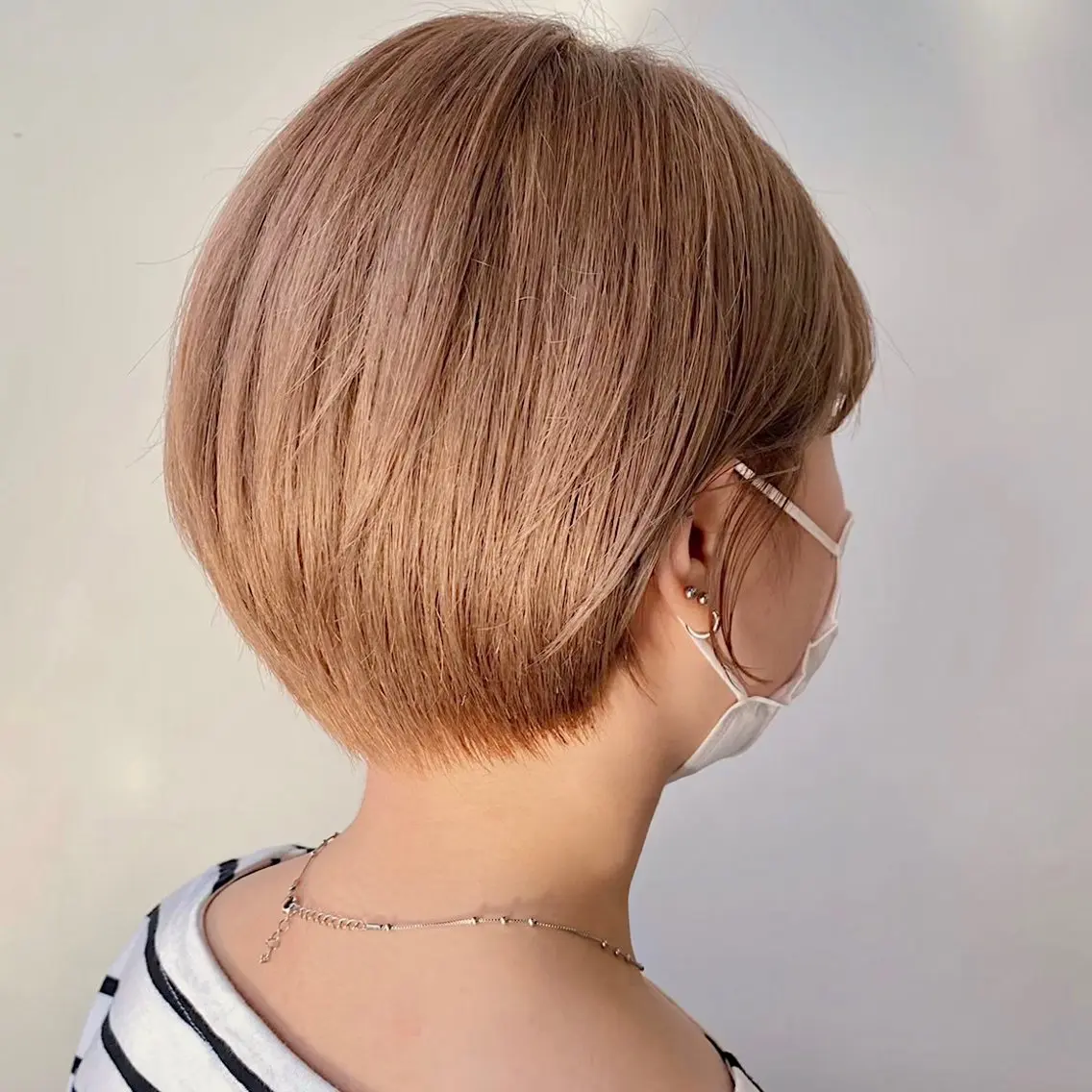 ショート ショートボブ 丸みショート ボブ ショートヘア あやめ【顔まわり/レ イヤー/柔らかカラ】のヘアスタイル