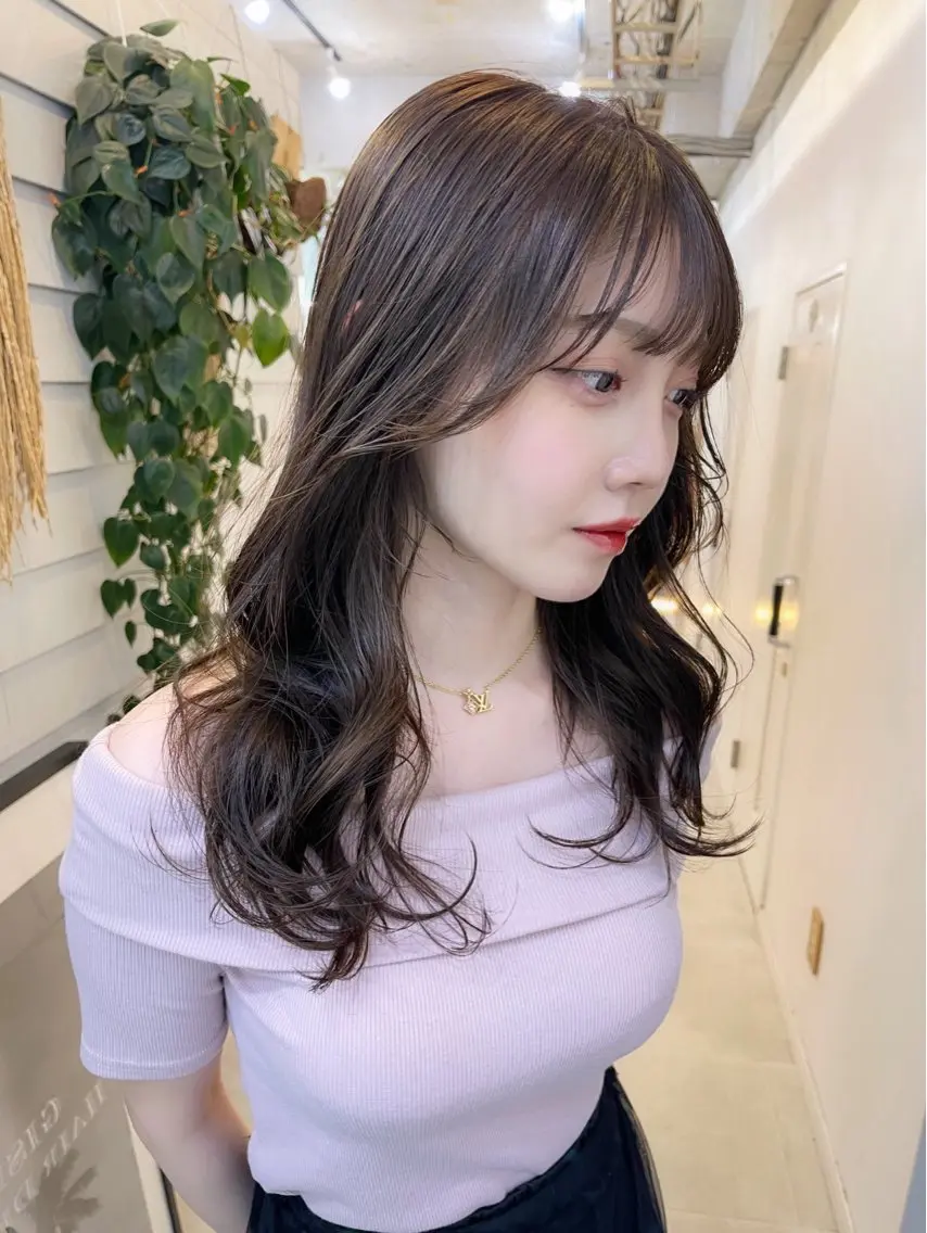 セミロング カラー 顔周りカット レイヤーカット カット ヘアカラー トリートメント AiM 大名　似合わせカットのヘアスタイル