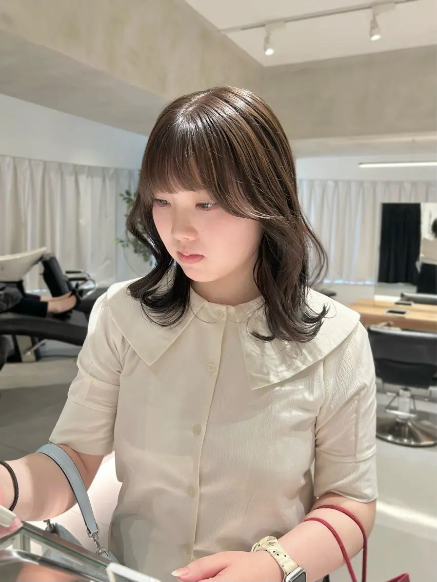 ミディアム カラー カット ヘアカラー トリートメント 🧚つやさらhair 🧚manakaのヘアスタイル