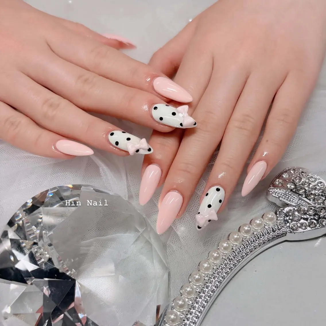 ネイル ハンドネイル HIN NAILのネイルデザイン