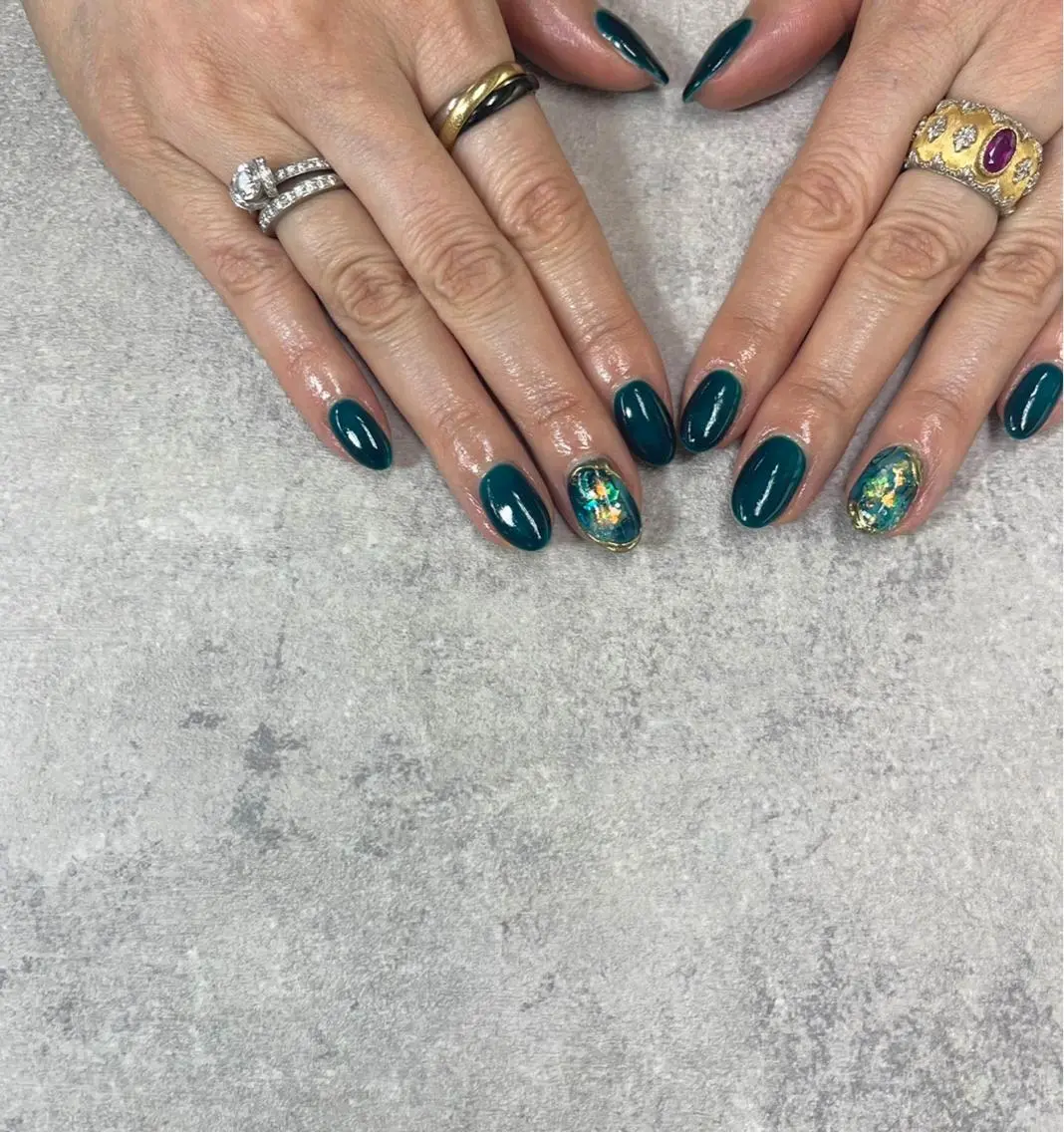 ネイル グリーン ニュアンスネイル FASTNAIL PLUS 新宿店のネイルデザイン