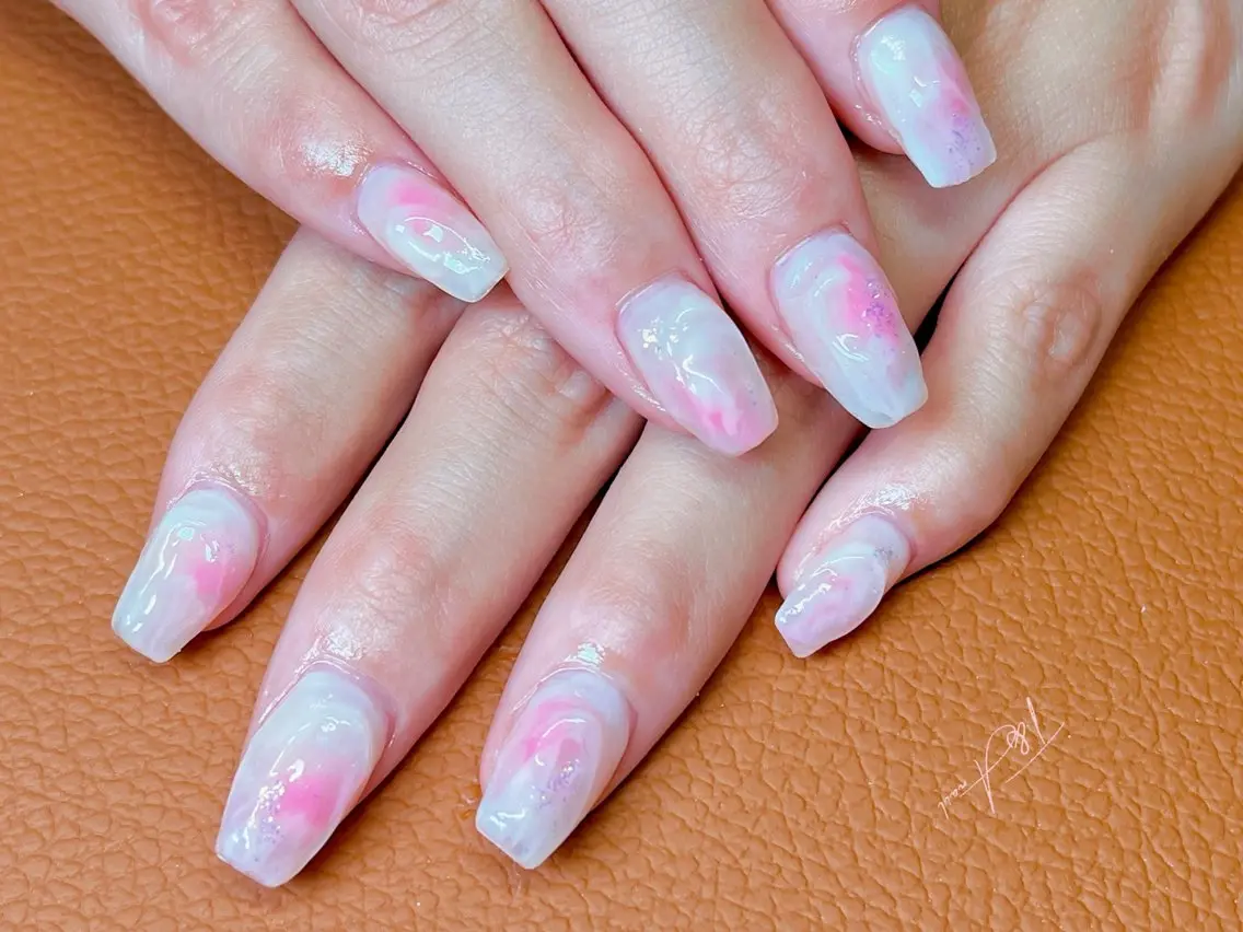ネイル 長さ出し ジェルネイル 氷ネイル・うるうるネイル ニュアンスネイル ピンク T&A nailのネイルデザイン