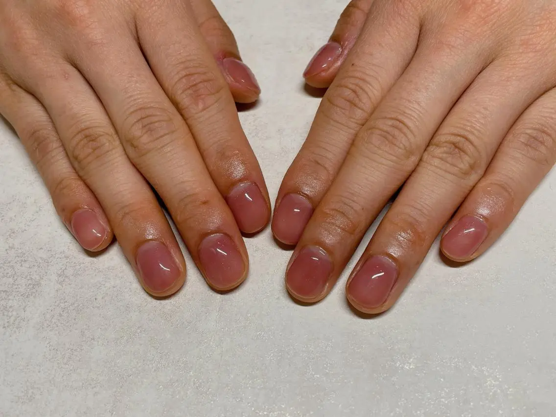 ネイル オーロラネイル フラワーネイル フットネイル フレンチネイル ジェルネイル ハンドネイル mogunail &blowのネイルデザイン