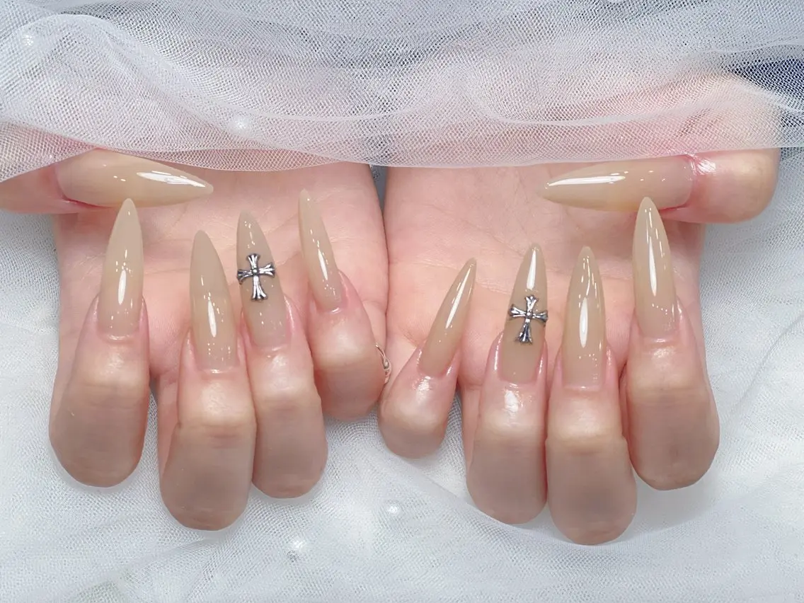 ネイル アートネイル オーロラネイル チークネイル 長さ出し フットネイル Miya _nailのネイルデザイン