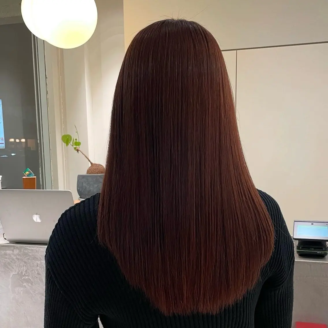 ロング 縮毛矯正 安西 香利奈のヘアスタイル