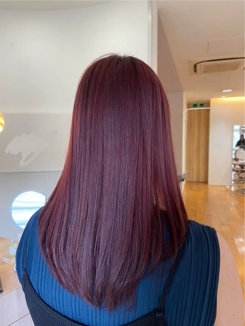 セミロング カラー ブリーチ レッドカラー 🍀Erica Koide🍀のヘアスタイル