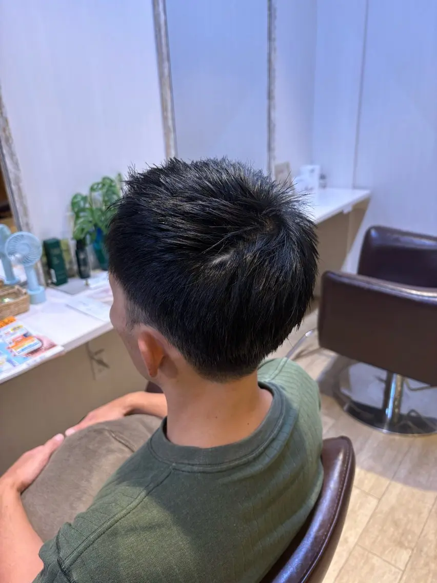 メンズ スパイキーショート 上川畑 つかさのヘアスタイル