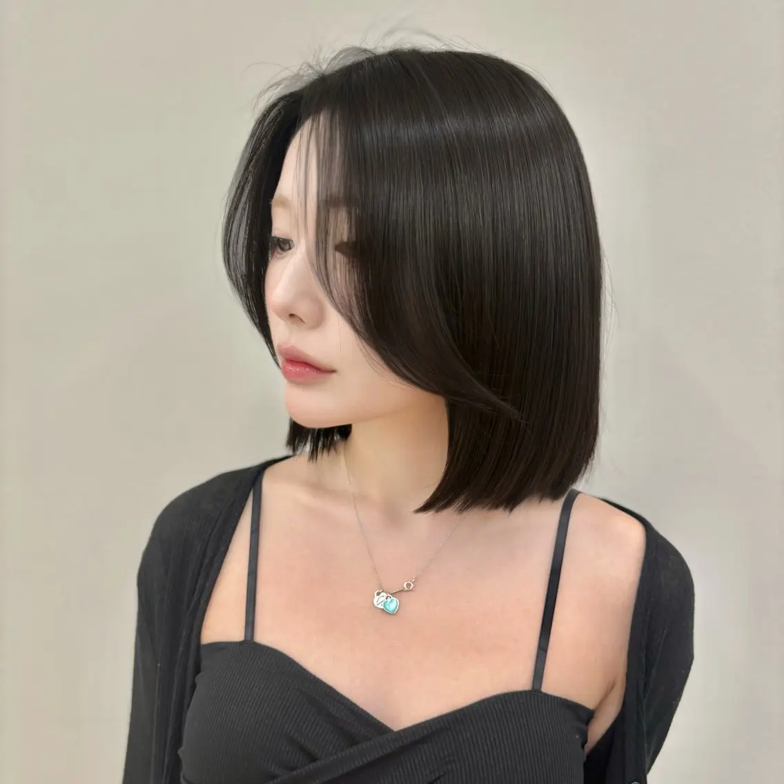 ショート ヘアカラー トリートメント ボブ×透明感カラー 🪽/池袋/優愛🎀のヘアスタイル