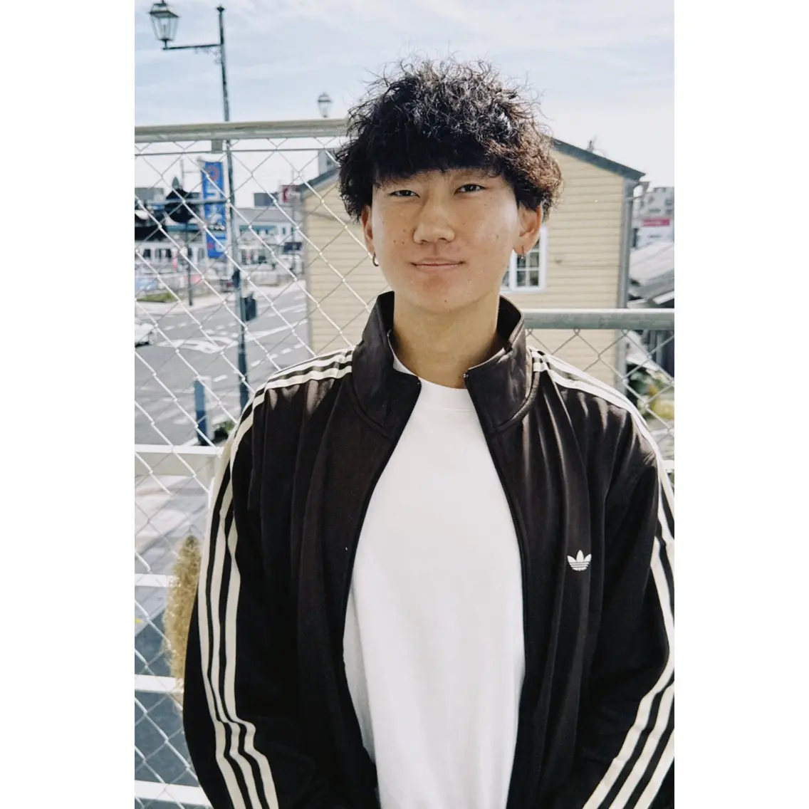 ミディアム カット パーマ “slow” 岡本海万。のヘアスタイル