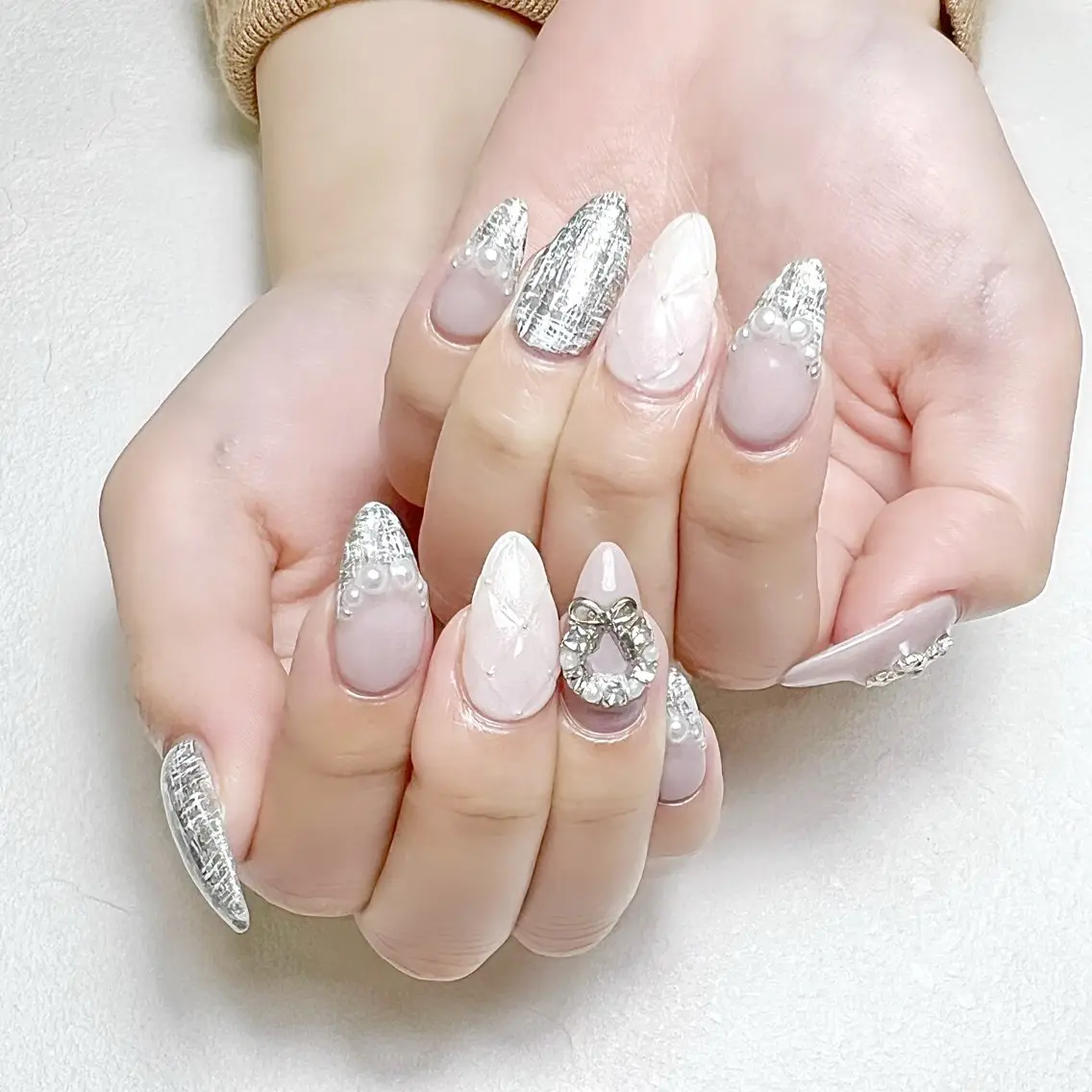 ネイル ガーリー キラキラネイル 韓国ネイル ツイードネイル ワンホンネイル rouse nail RISATOのネイルデザイン