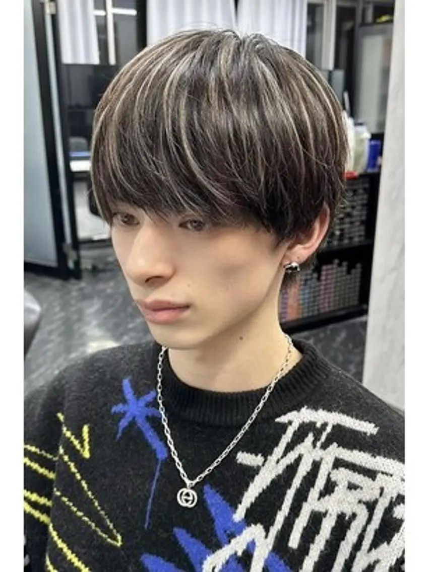 当店スタイリストカット+メンズハイライトの写真
