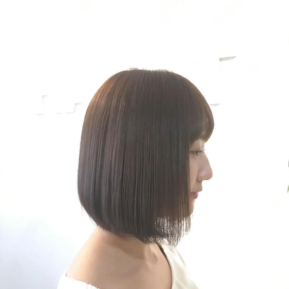 黒染カラー+カット+補修トリートメントの写真