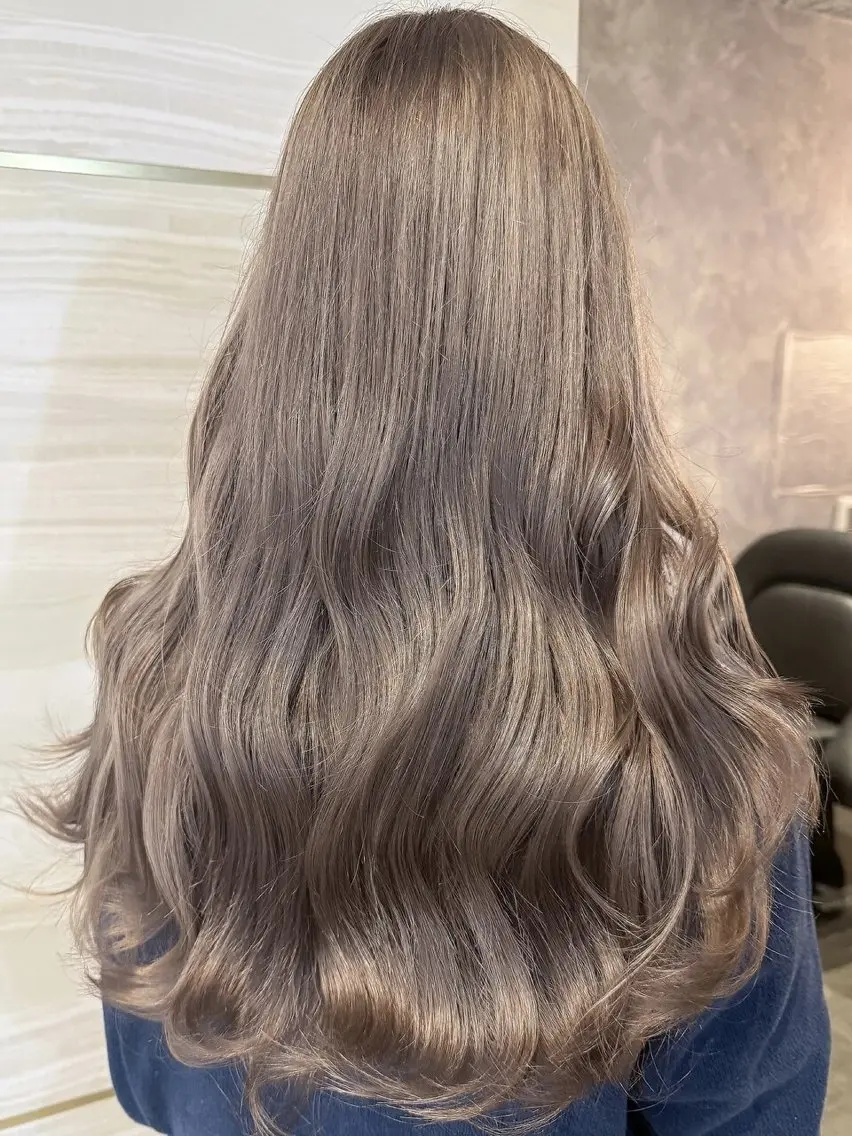 ロング カラー 透明感カラー 似合わせカット ヘアカラー トリートメント 🎀りな🎀透明感 カラー特化大宮のヘアスタイル