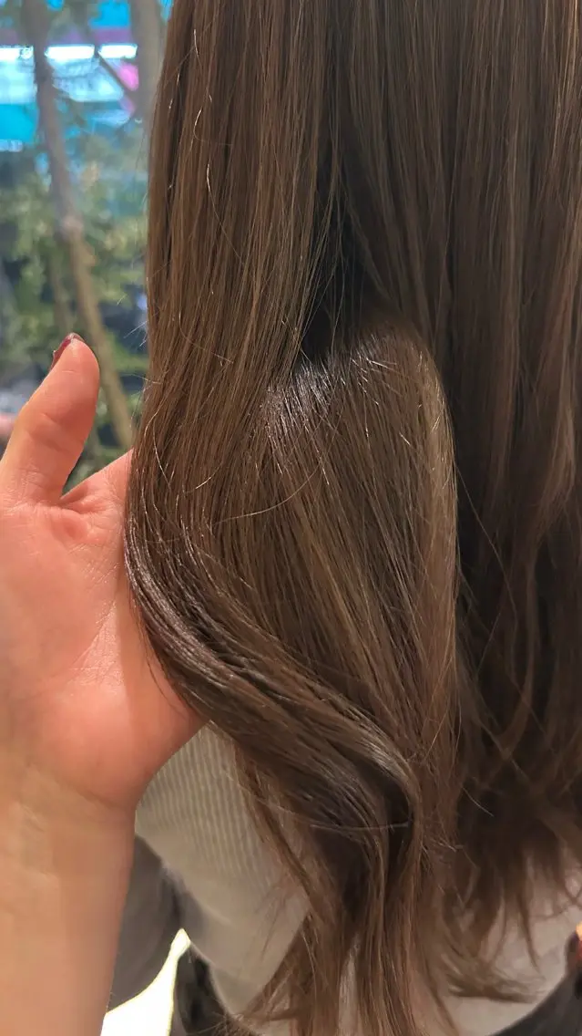 カラー ベージュカラー 透明感カラー 濱崎 めいのヘアスタイル