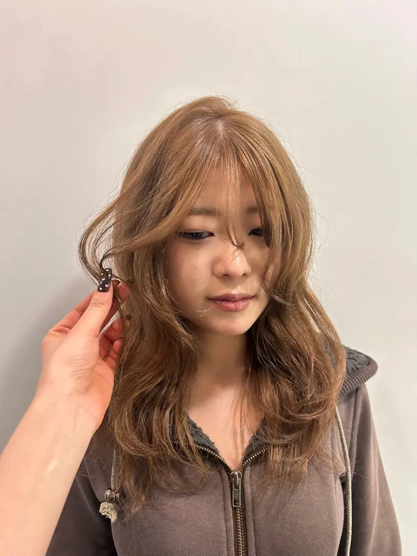 ミディアム カラー ブリーチ ヘアカラー 金澤 希空のヘアスタイル