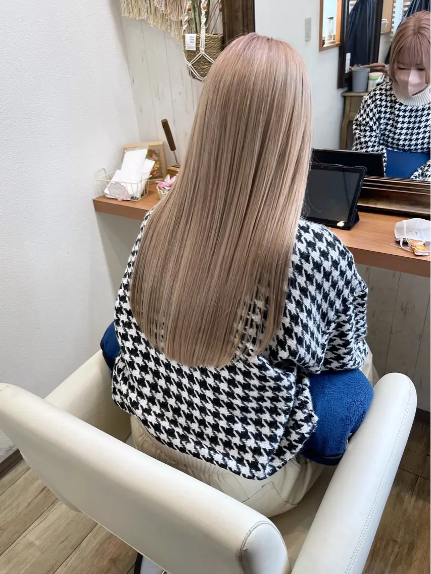 カラー ンジハ えみのヘアスタイル