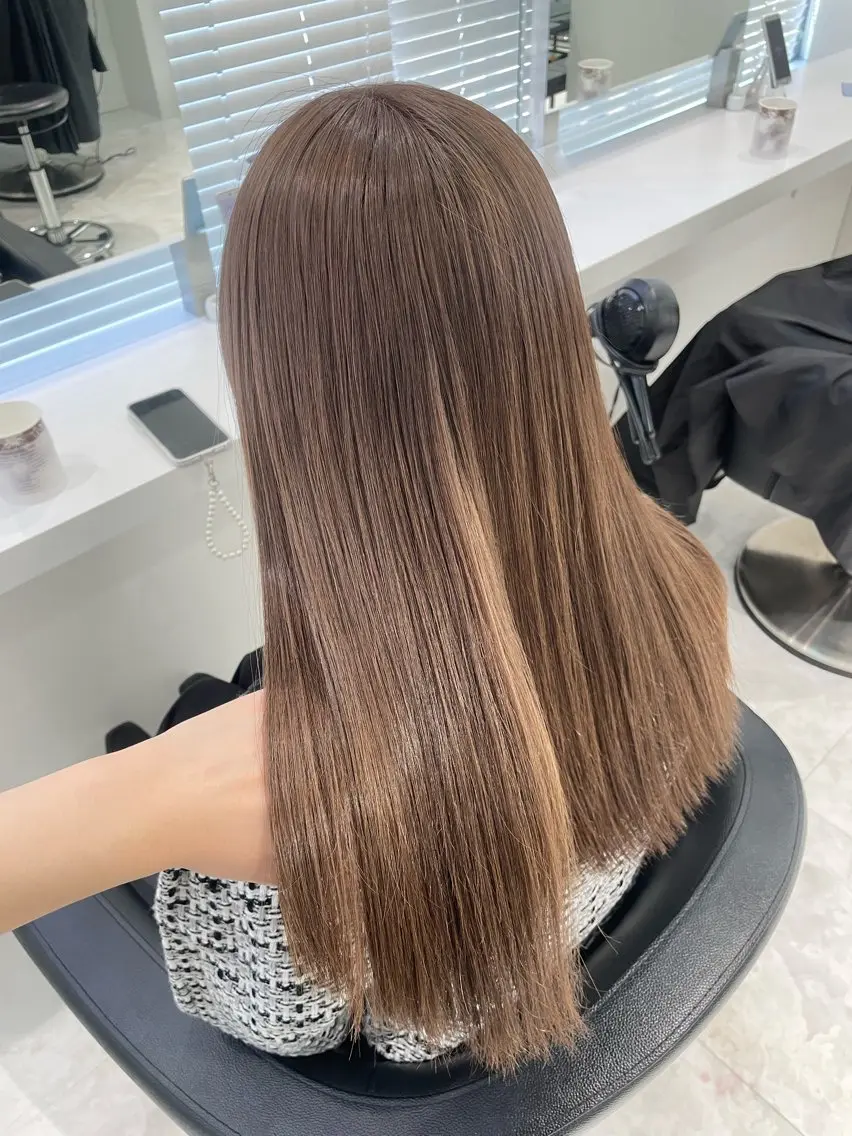 カラー 🤍ブリーチなし ブラウンhimi🤍のヘアスタイル