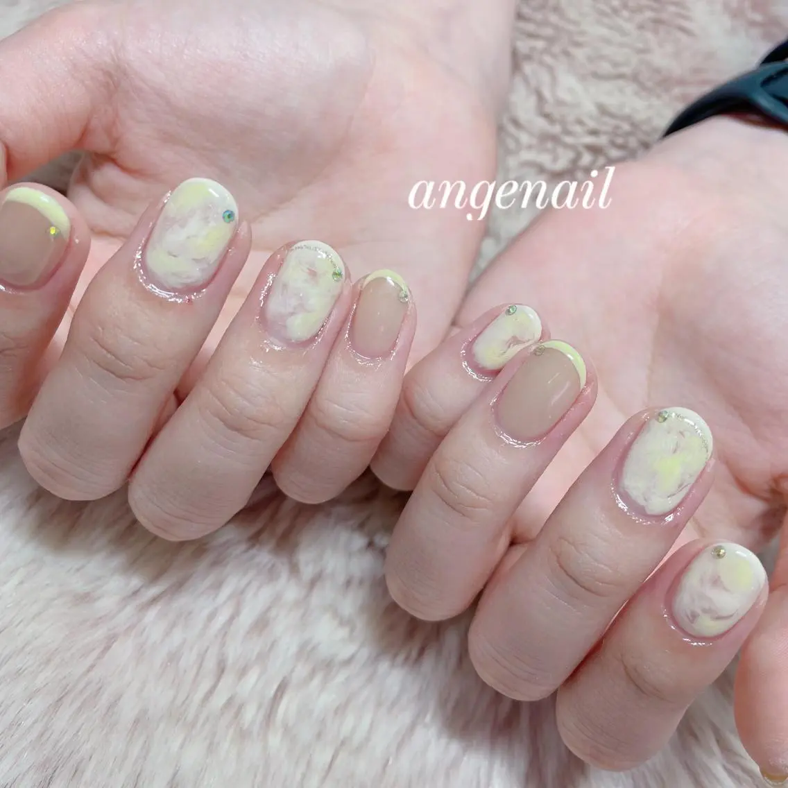 ネイル ハンドネイル オーナーネイリスト MAKIのネイルデザイン