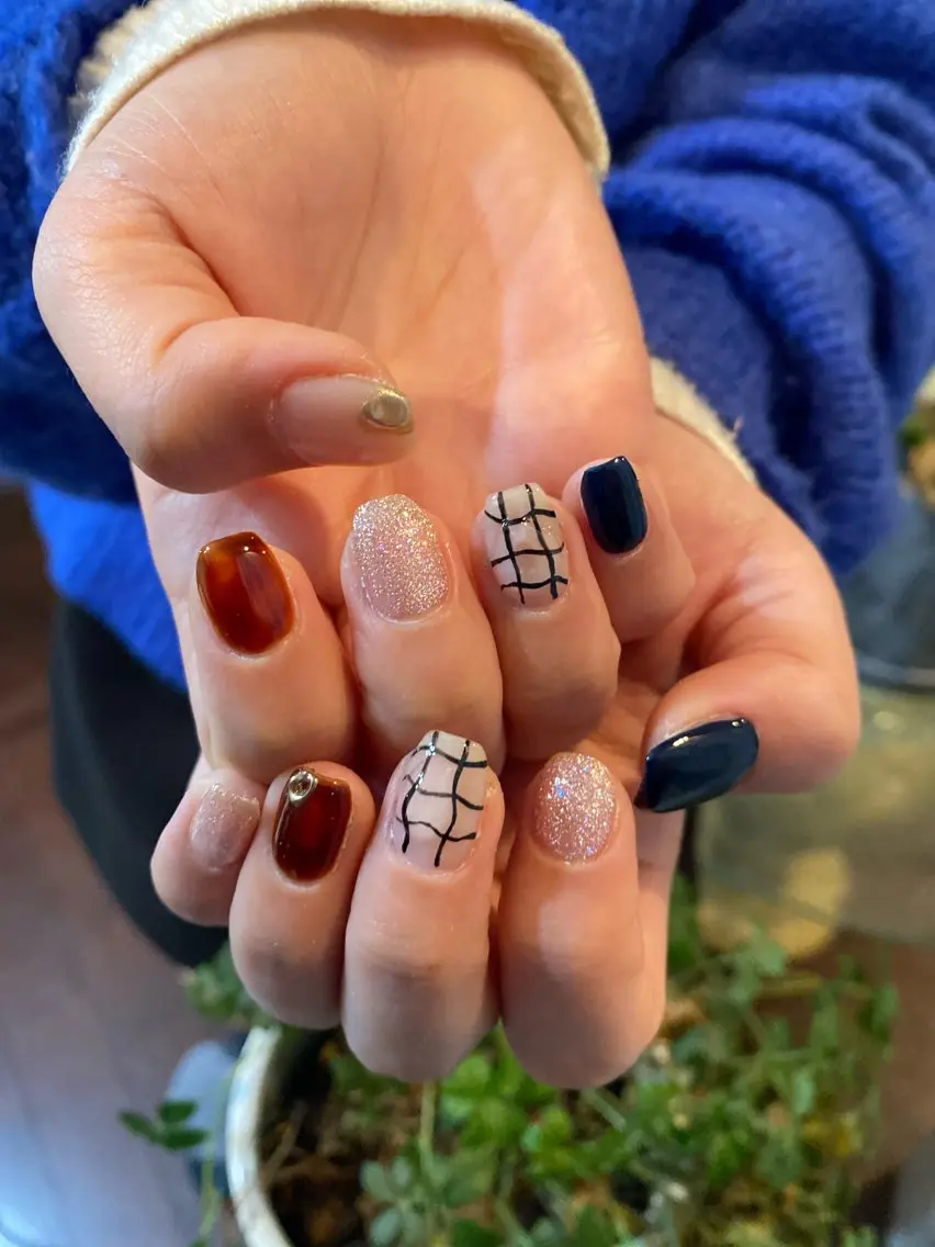 ネイル crystal ⭐︎ colorのネイルデザイン