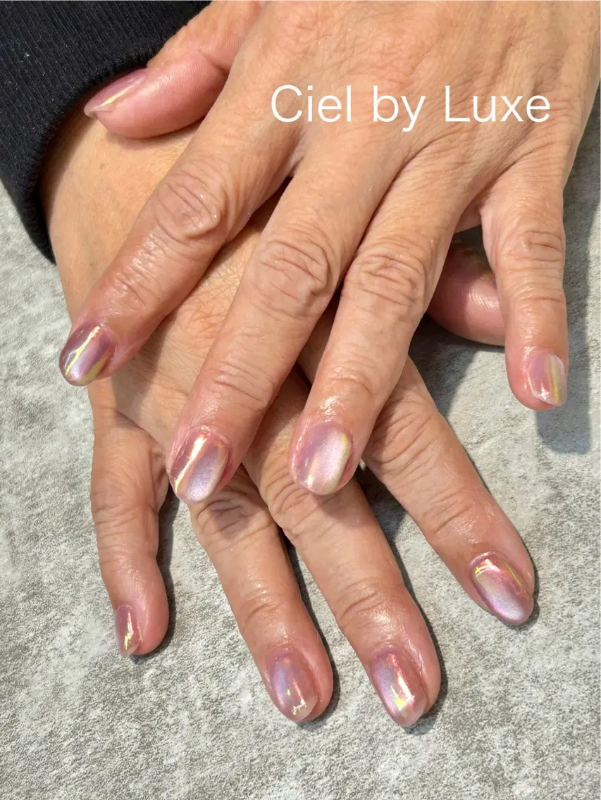 ネイル オーロラネイル CielbyLuxe manamiのネイルデザイン