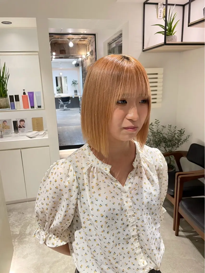 ショート ボブレイヤー ボブ レイヤーカット 暖色カラー 奥村陽花のヘアスタイル