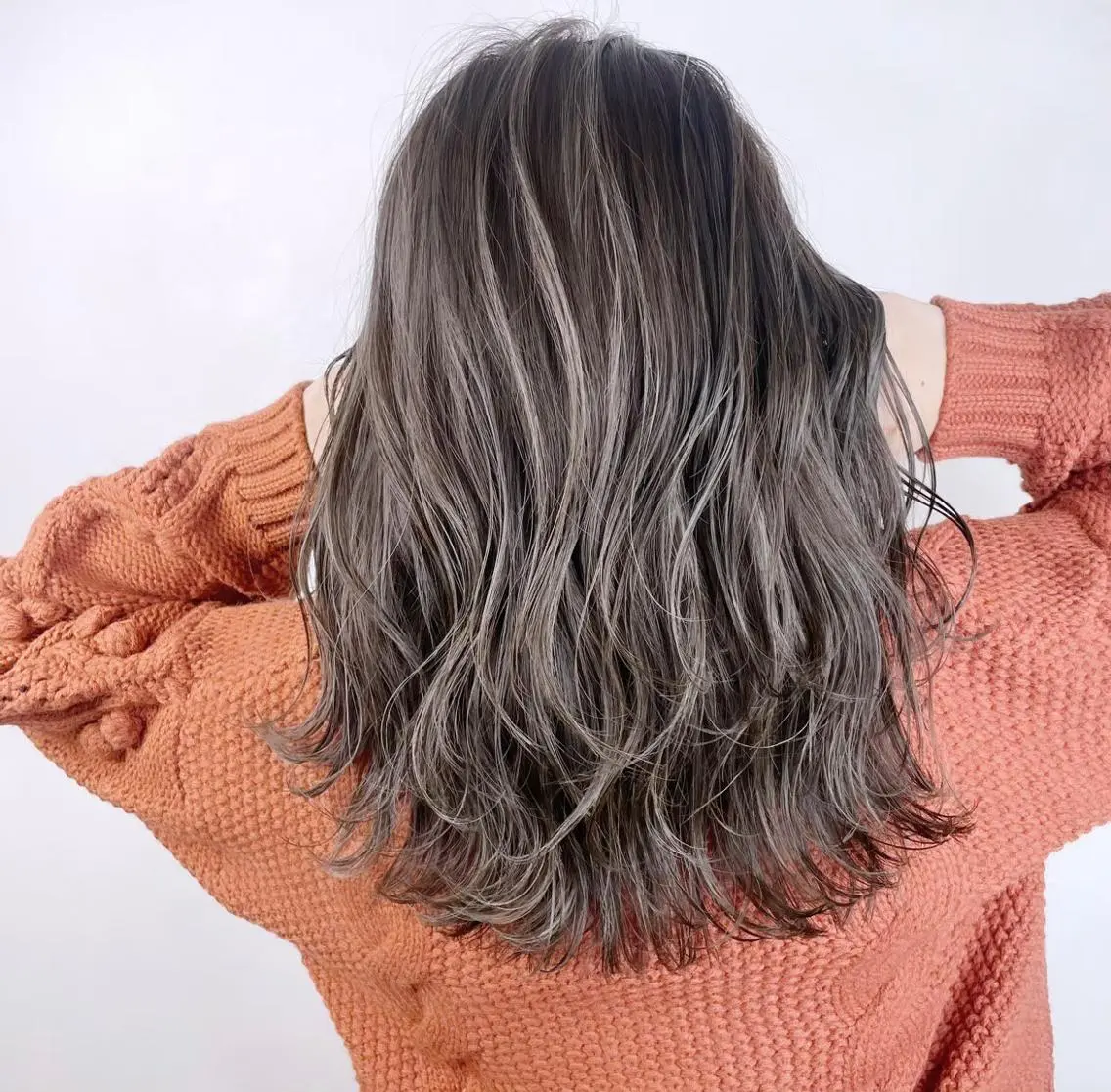 カラー アディクシーカラー バレイヤージュ 黒髪 ブリーチ ダブルカラー カット ヘアカラー トリートメント _WHITE鳳店 アンダーバーホワイトのヘアスタイル