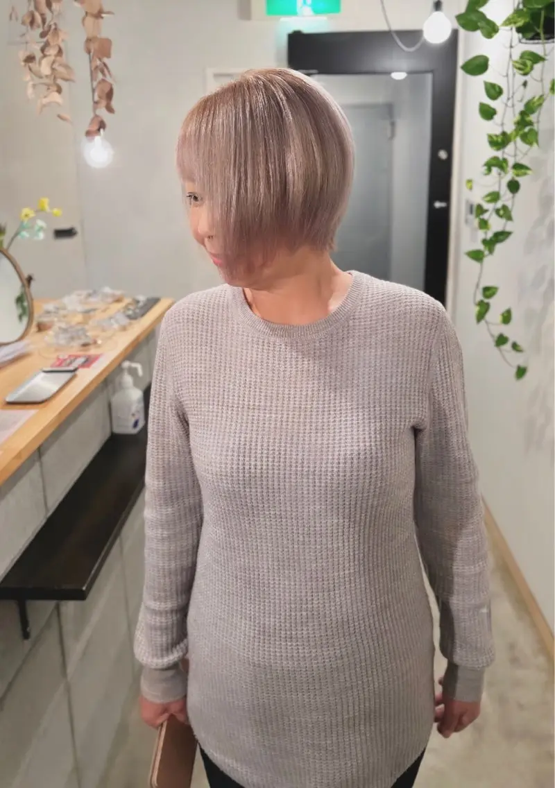 ショート カット ヘアカラー ノサカ ミワコのヘアスタイル