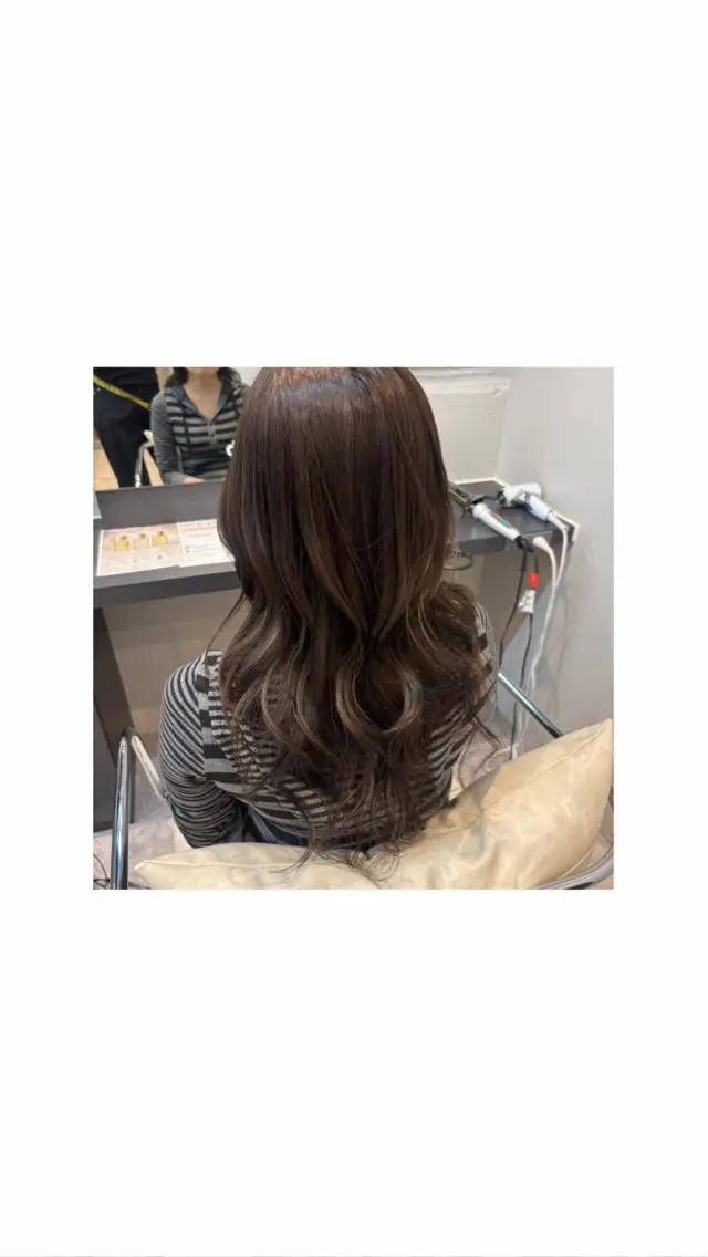 ロング カラー 🍀カラー特化透明 感ベージュ|けいなのヘアスタイル