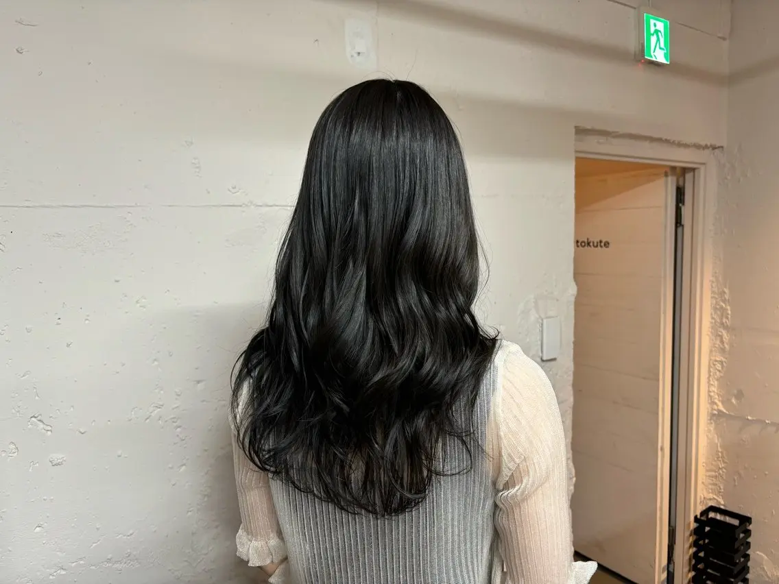 ロング カラー 🩵似合わせカット SEIRA🩵のヘアスタイル