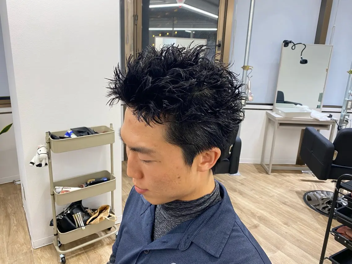 ショート パーマ ヘアアレンジ メンズ メンズパーマ スパイキーショート ツイストスパイラルパーマ ショートヘア スパイラルパーマ カット パーマ トリートメント 【パーマの達人】 🔥横浜メンズ/允のヘアスタイル