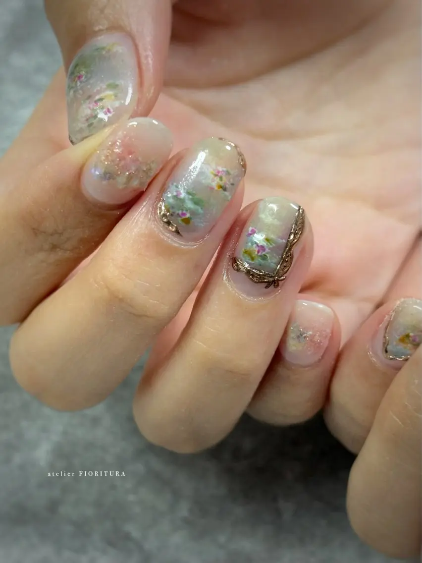ネイル ハンドネイル FIORITURA Maikoのネイルデザイン